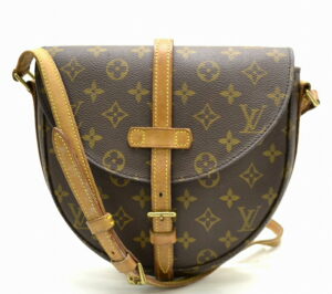 11430556 Louis Vuitton Pochette Mila MM Accessory Canvas Pouch Brown