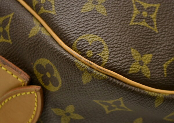 11460330 2 Louis Vuitton Monogram Saumur GM Crossbody Bag Canvas Brown