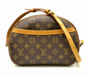 11461253 Louis Vuitton Empreinte Pochette Metis Shoulder Bag Beige