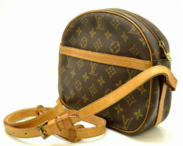 11480978 1 Louis Vuitton Monogram Blois Model Crossbody Bag Canvas Brown