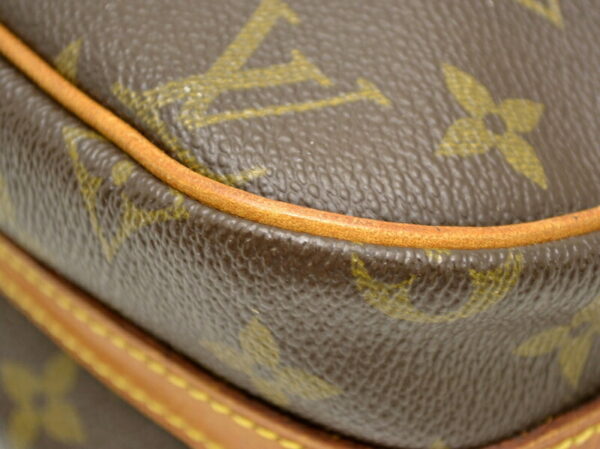 11480978 2 Louis Vuitton Monogram Blois Model Crossbody Bag Canvas Brown