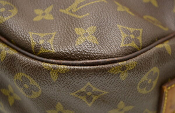 11481102 2 Louis Vuitton Monogram Saumur 35 Crossbody Bag Canvas Brown