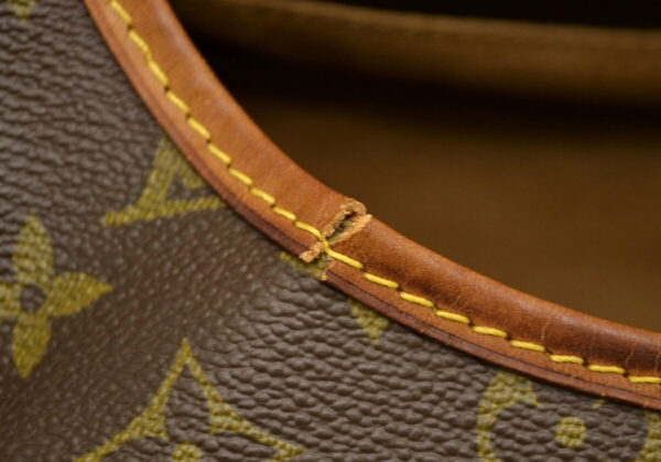 11481102 7 Louis Vuitton Monogram Saumur 35 Crossbody Bag Canvas Brown