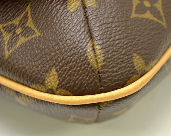 11481515 2 Louis Vuitton Musette Tango Shoulder Bag Monogram Brown