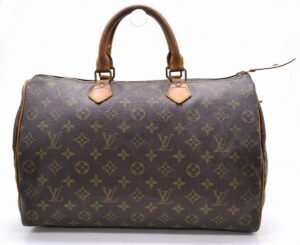 11490302 Louis Vuitton Looping MM Shoulder Bag Monogram Brown