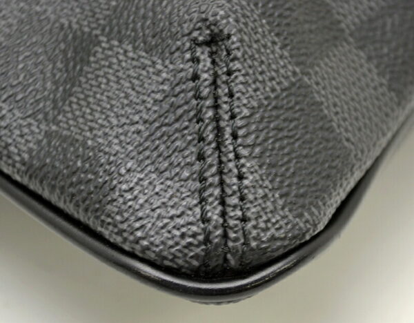 11490924 2 Louis Vuitton Thomas Shoulder Bag Damier Graphite Black