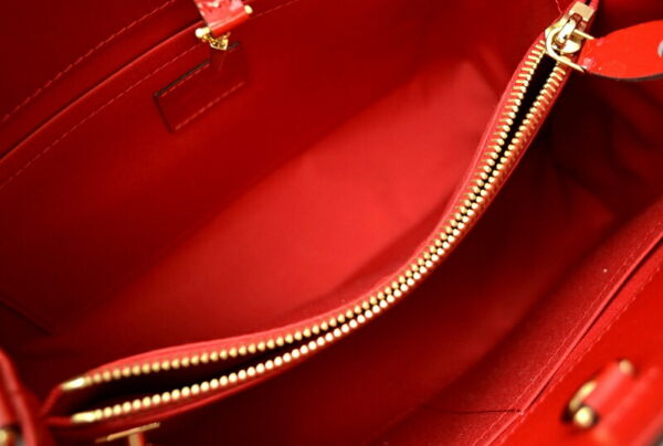 11491313 4 Louis Vuitton Montaigne MM Handbag Vernis Red