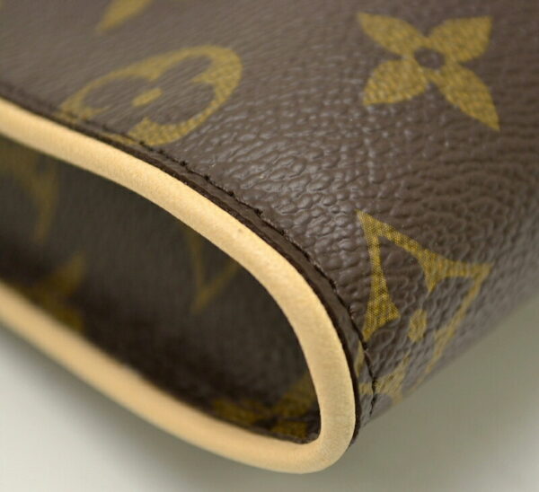 11491334 2 Louis Vuitton Eva Accessory Pouch Monogram Brown