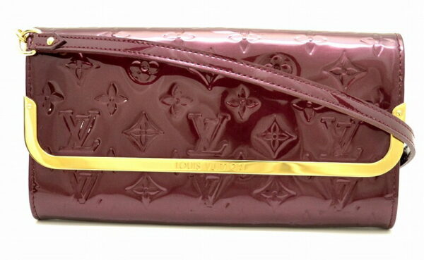 11500187 Louis Vuitton Rossmore MM Clutch Bag Monogram Vernis Red