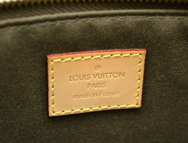 11500395 7 Louis Vuitton Bellevue PM Tote Bag Vernis Khaki