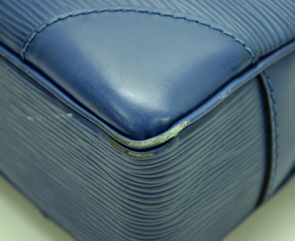 11500493 2 Louis Vuitton Voyage Business Bag Epi Blue