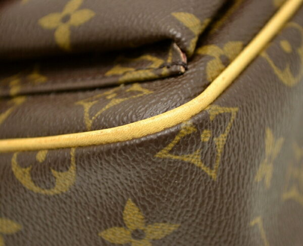 11500672 2 Louis Vuitton Viva Cite PM Pochette Monogram Brown