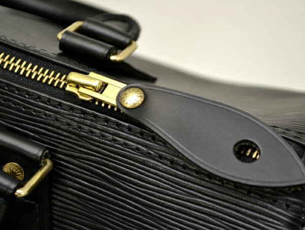 11500757 5 Louis Vuitton Speedy 30 Bag Epi Black