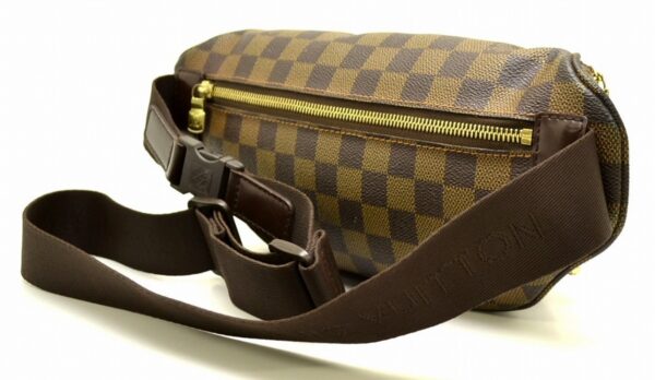 11501208 1 Louis Vuitton Melvire Waist Bag Damier Brown