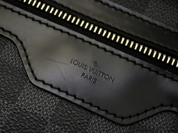 11510655 6 Louis Vuitton Thomas Shoulder Bag Damier Graphite Black