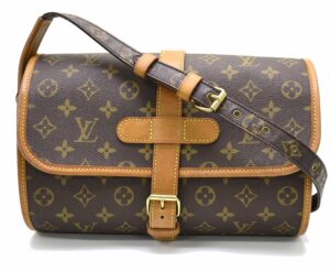 11510708 LOUIS VUITTON Saumur GM Monogram Shoulder Bag