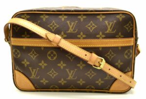 11510743 Louis Vuitton Keepall 50 Monogram Bag Brown