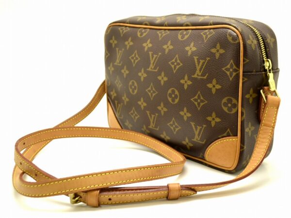 11510743 1 Louis Vuitton Trocadero 27 Crossbody Monogram Brown