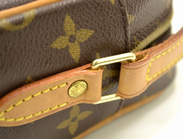 11510743 6 Louis Vuitton Trocadero 27 Crossbody Monogram Brown