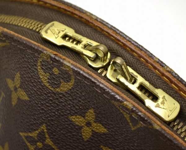 11520109 5 Louis Vuitton Ellipse MM Handbag Monogram Brown