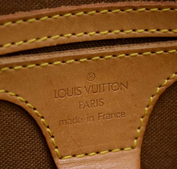 11520667 8 Louis Vuitton Ellipse PM Handbag Monogram Brown