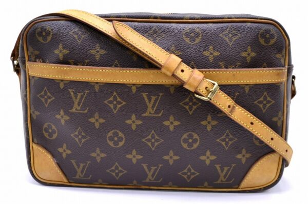 11520748 Louis Vuitton Trocadero 30 Shoulder Bag Monogram Brown