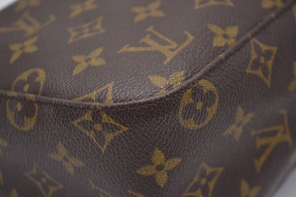 11521015 2 Louis Vuitton Looping MM Shoulder Bag Monogram Brown