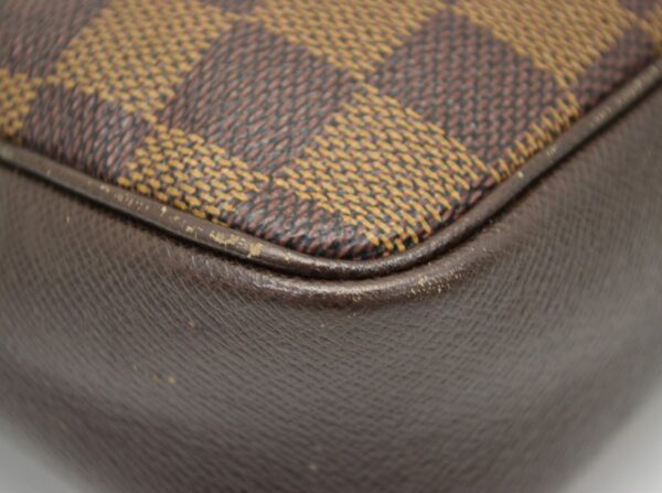 11521117 2 Louis Vuitton Truth Pouch Damier Brown