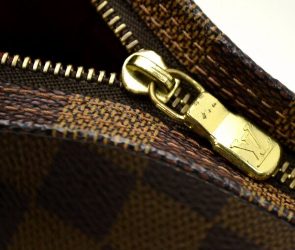 11521117 7 Louis Vuitton Truth Pouch Damier Brown