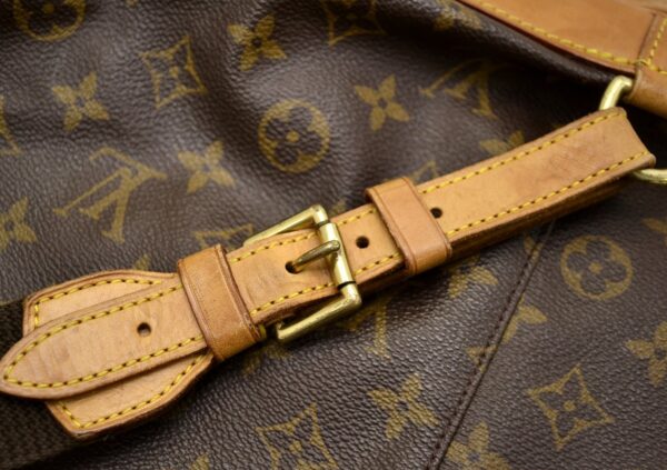 11521131 8 Louis Vuitton Montsouris GM Rucksack Monogram Brown