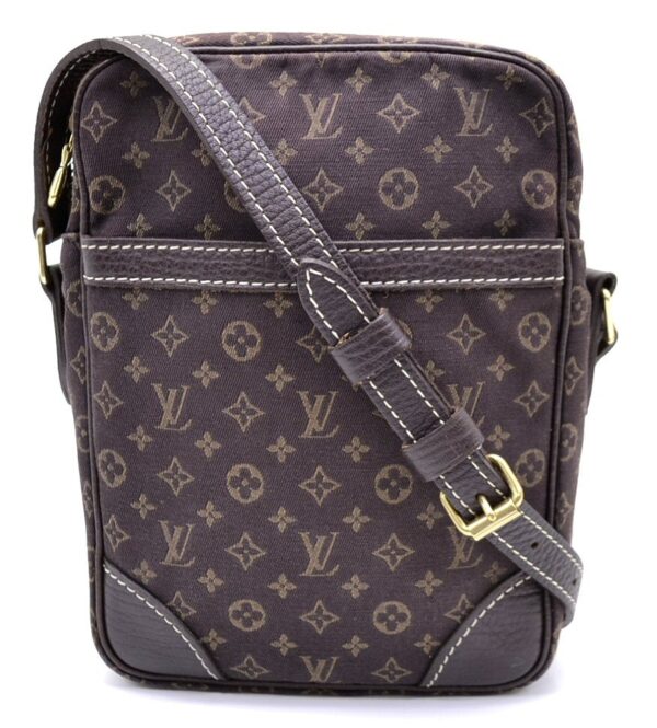 11530434 Louis Vuitton Danube Shoulder Bag Monogram Brown