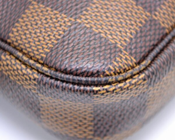 11530747 3 Louis Vuitton TB Pochette Damier Brown