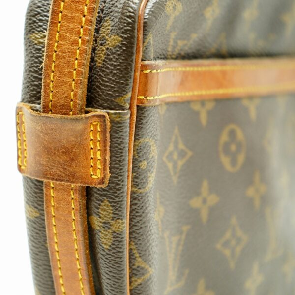 11531026 5 Louis Vuitton Genefeuille Shoulder Bag Monogram Brown