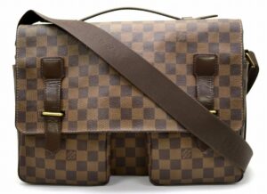 11531041 Louis Vuitton Blois Shoulder Bag Damier