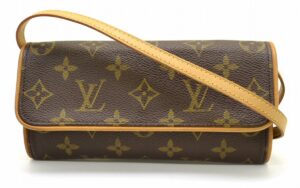 11531070 Louis Vuitton Monogram Petit Noe Shoulder Bag Canvas Brown