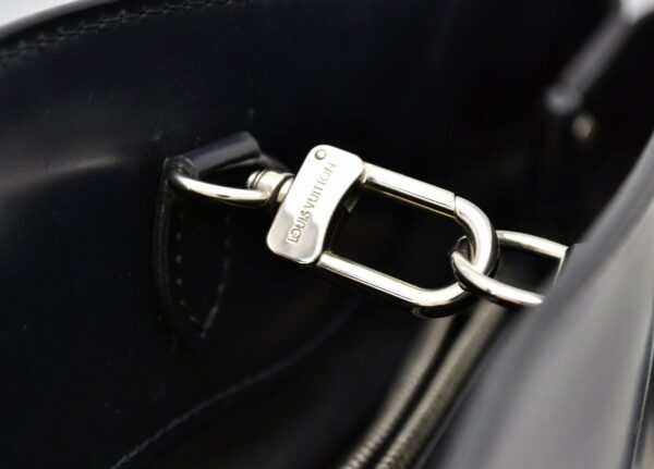 11531152 5 Louis Vuitton Passy PM Handbag Epi Black