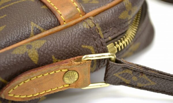 11531785 7 Louis Vuitton Danube Shoulder Bag Monogram Brown