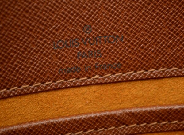 11540703 5 Louis Vuitton Musette Tango Shoulder Bag Monogram Brown