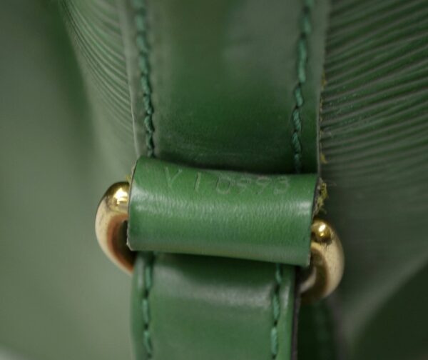 11540953 8 Louis Vuitton Noe Shoulder Bag Epi Green