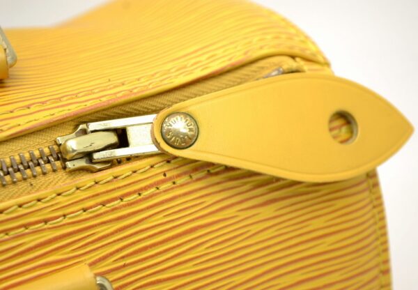 11541067 5 Louis Vuitton Speedy 25 Handbag Epi Yellow