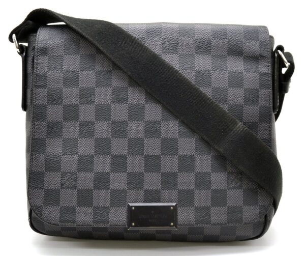 11541088 Louis Vuitton District PM Shoulder Bag Damier Graphite