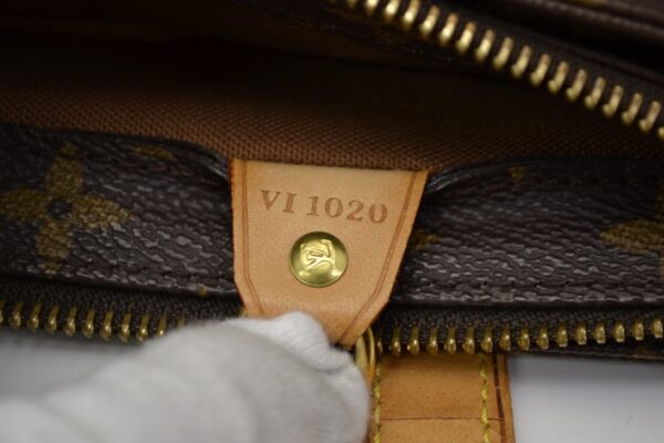 11541102 7 Louis Vuitton Hippo Piano Tote Bag Monogram Brown