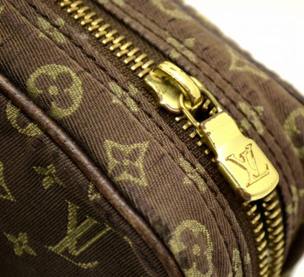 11541206 4 Louis Vuitton Danube Shoulder Bag Monogram Ebene Brown