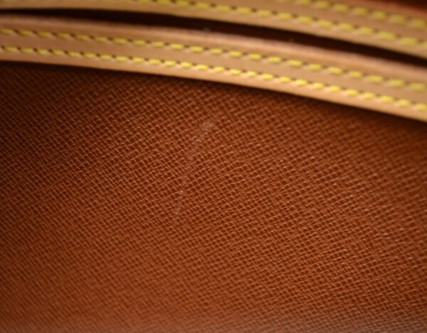 11550128 8 Louis Vuitton Blois Shoulder Bag Monogram Brown