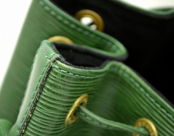 11550461 5 Louis Vuitton Noe Shoulder Bag Epi Green