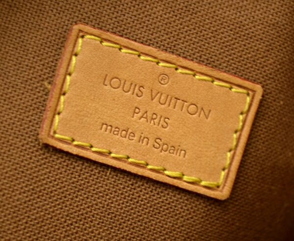 11551189 8 Louis Vuitton Pochette Ganju Body Bag Monogram Brown