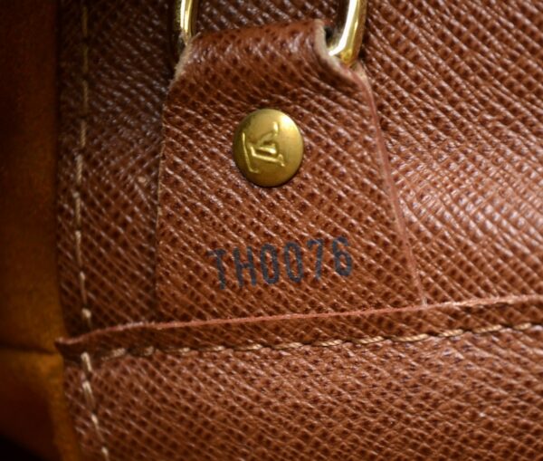 11560316 8 Louis Vuitton Musette Shoulder Bag Monogram Brown