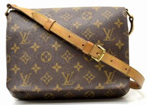 11560317 Louis Vuitton Vladimir Bag Taiga Altoise