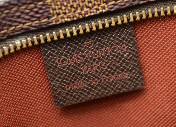 11561018 7 Louis Vuitton Truth Pouch Damier Brown