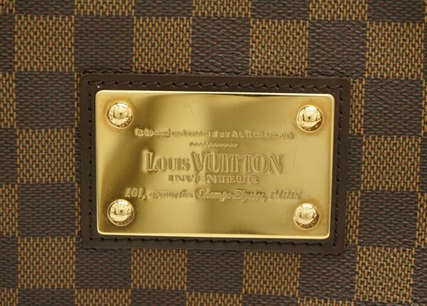 11561226 8 Louis Vuitton Thames GM Shoulder Bag Damier Brown